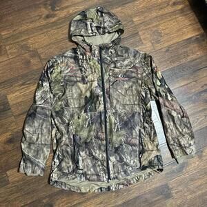 Mossy Oak Men's Multi and Green Jacket